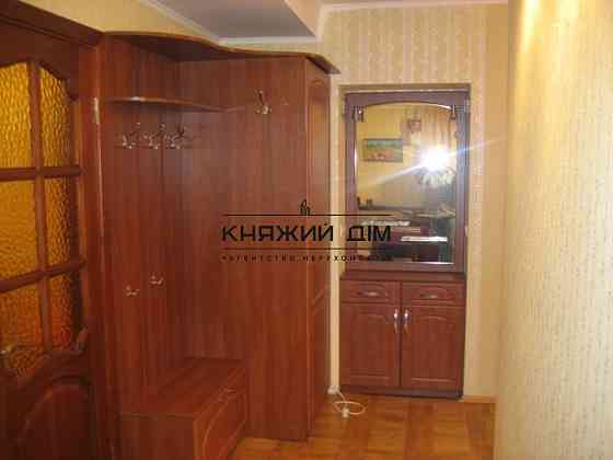 Відмінна 3-х кімнатна квартира на Севастопольскій площі.Код объекта 1187159 Киев