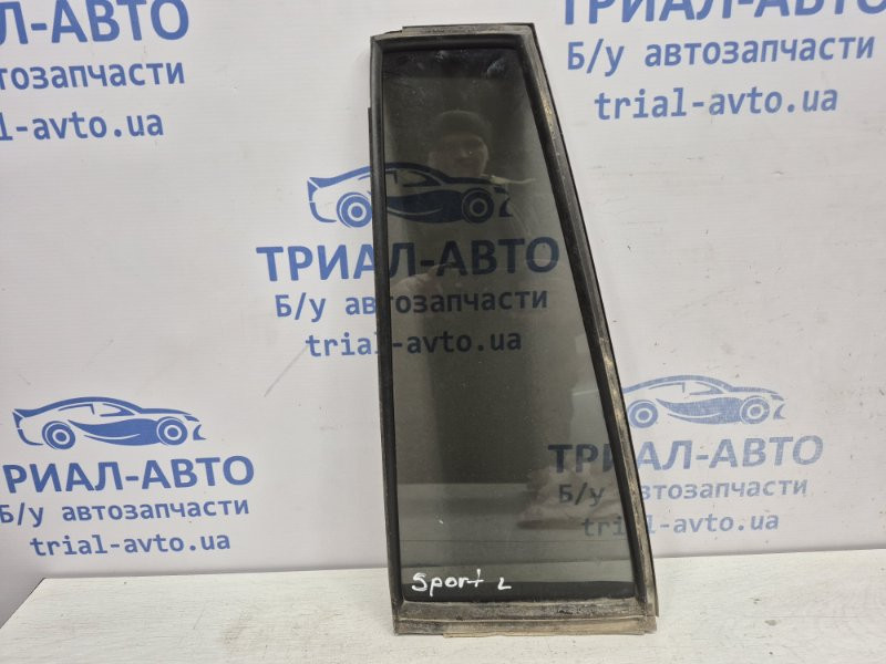 Стекло двери задней левой (форточка) Mitsubishi Pajero Sport K9 2.5 DIESEL 4D56 1996 (б/у) Київ - зображення 1