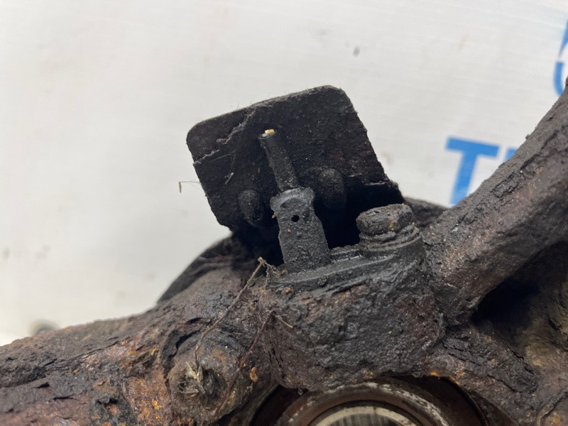 Кулак поворотный правый со ступицей Hyundai I30 GD 1.6 DIESEL D4FB 2011 (б/у) Киев - изображение 4