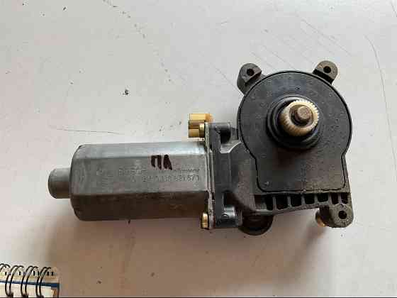 Бу двигатель стеклоподъемника передней левой двери Mercedes W168 A2108202542, 0130821673 Кропивницький