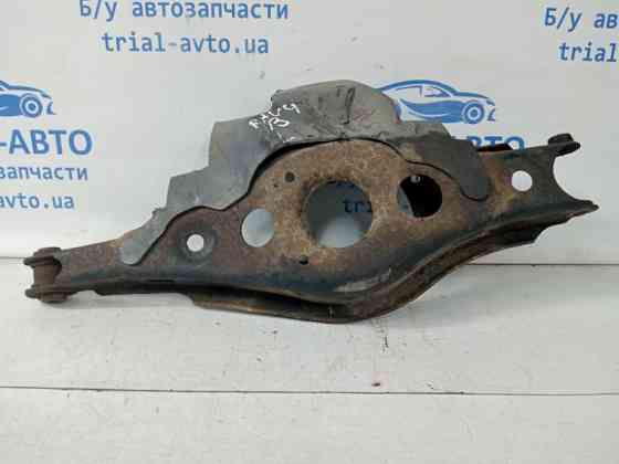 Рычаг задней подвески нижний поперечный (под пружину) Toyota RAV 4 2012-2018 4874042010 (Арт. 59404) Київ