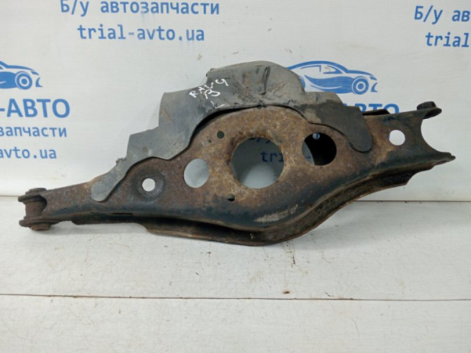 Рычаг задней подвески нижний поперечный (под пружину) Toyota RAV 4 A40 2.2 DIESEL 2ADFTV 2012 (б/у) Київ - зображення 1