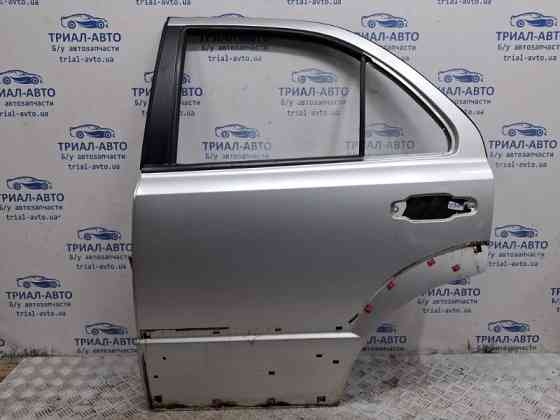 Дверь задняя левая Kia Sorento BL 2.5 DIESEL D4CB 2002 (б/у) Киев