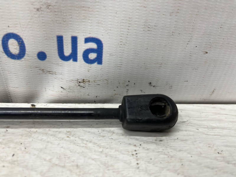 Амортизатор капота Jeep Cherokee 2013-2019 68156156AB (Арт. 76961) Київ - зображення 2