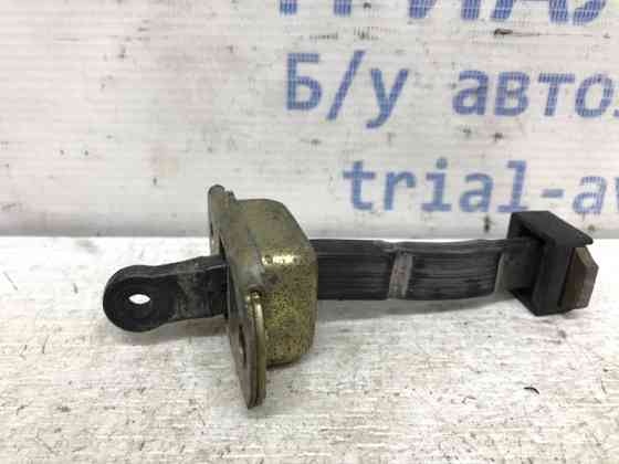 Ограничитель двери задний правый Mitsubishi Pajero Sport K9 2.5 DIESEL 4D56 1996 (б/у) Київ