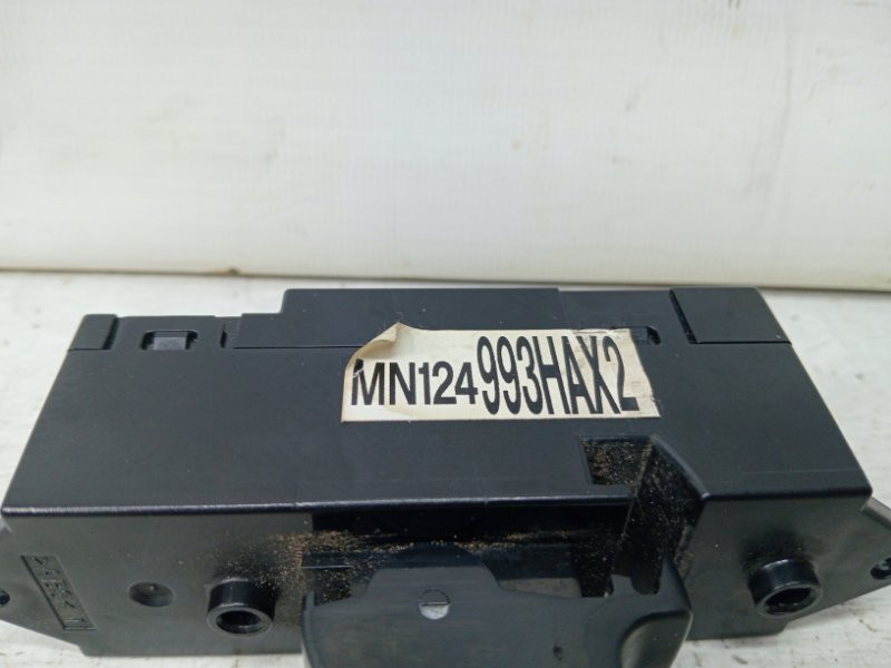 Кнопка стеклоподъемника Mitsubishi Lancer 9 1.6 БЕНЗИН 4G18 2003 (б/у) Киев - изображение 2