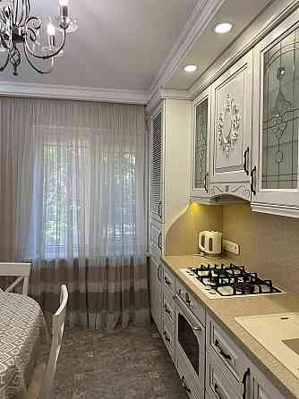 Продам 4 ком.квартиру на Академика Королева Одеса