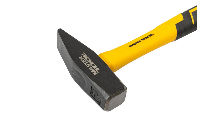 Молоток слесарный MASTERTOOL 800 г HRC 50 рукоятка фиберглассовая 320 мм 02-0908 Харків - зображення 3