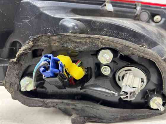 Фонарь задний внешний правый Mazda 3 BM 2.2 DIESEL 2013 (б/у) Киев