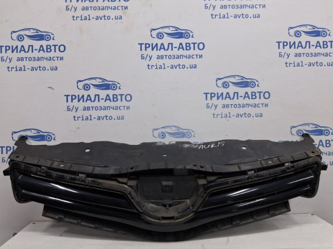 Решетка радиатора Toyota Auris E150 1.6 БЕНЗИН 1ZRFAE 2006 (б/у) Київ - зображення 1