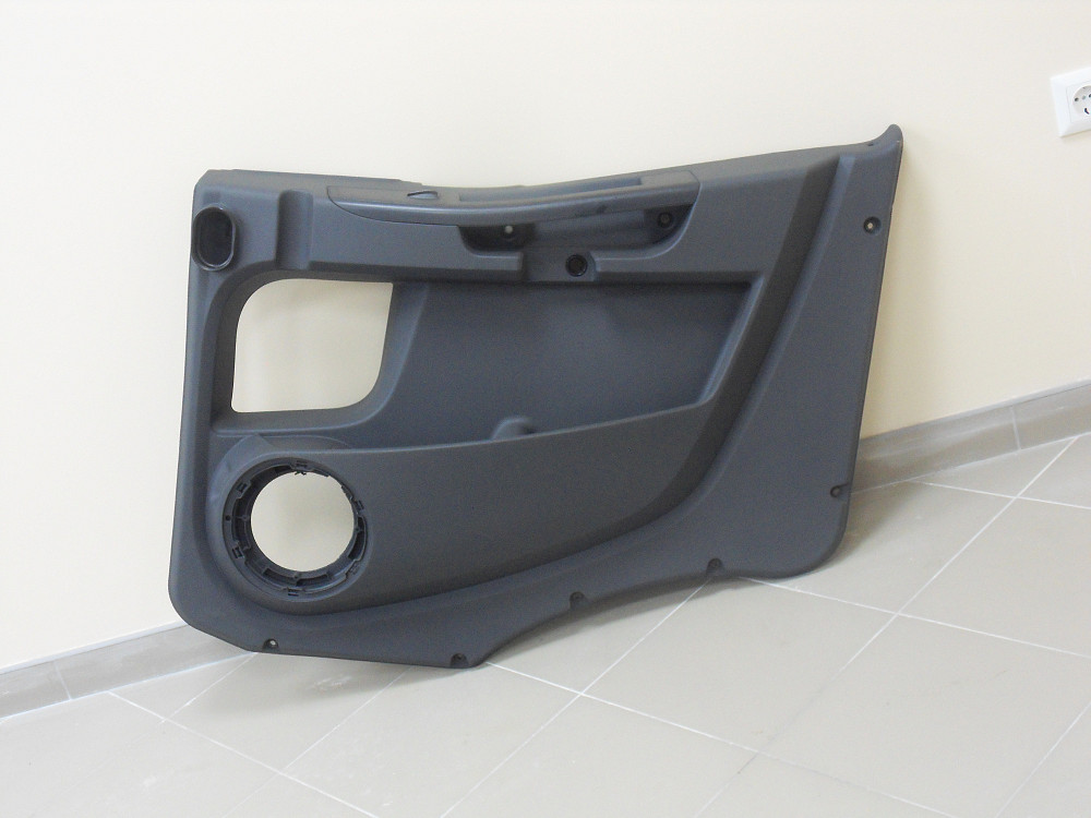 5801931360 Обшивка двери внутренняя Iveco Eurocargo 504271807 Львів - зображення 1