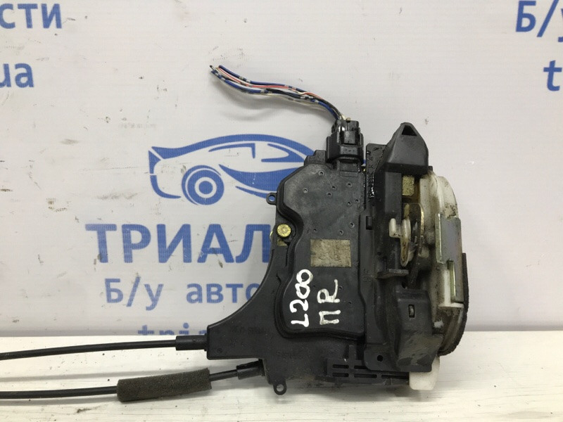 Замок двери передний правый Mitsubishi L200 KB 2.5 ДИЗЕЛЬ 4D56U 2006 (б/у) Киев - изображение 2