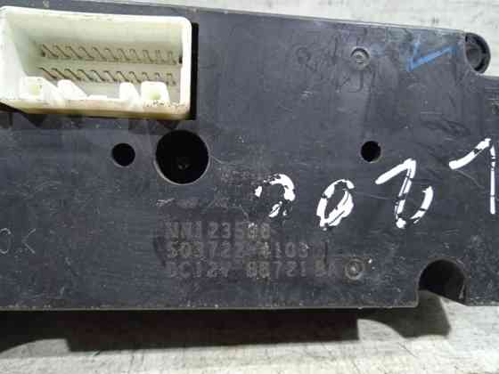 Блок управления кондиционером Mitsubishi L200 KB 2.5 ДИЗЕЛЬ 4D56U 2006 (б/у) Киев