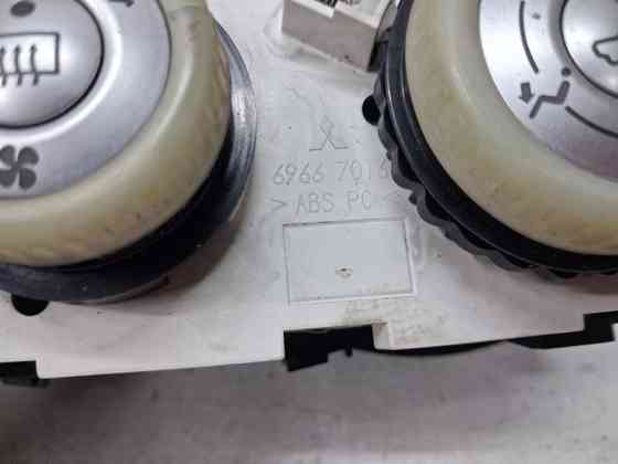 Блок управления кондиционером Mitsubishi Colt 2002-2012 69667016 (Арт. 80955) Киев