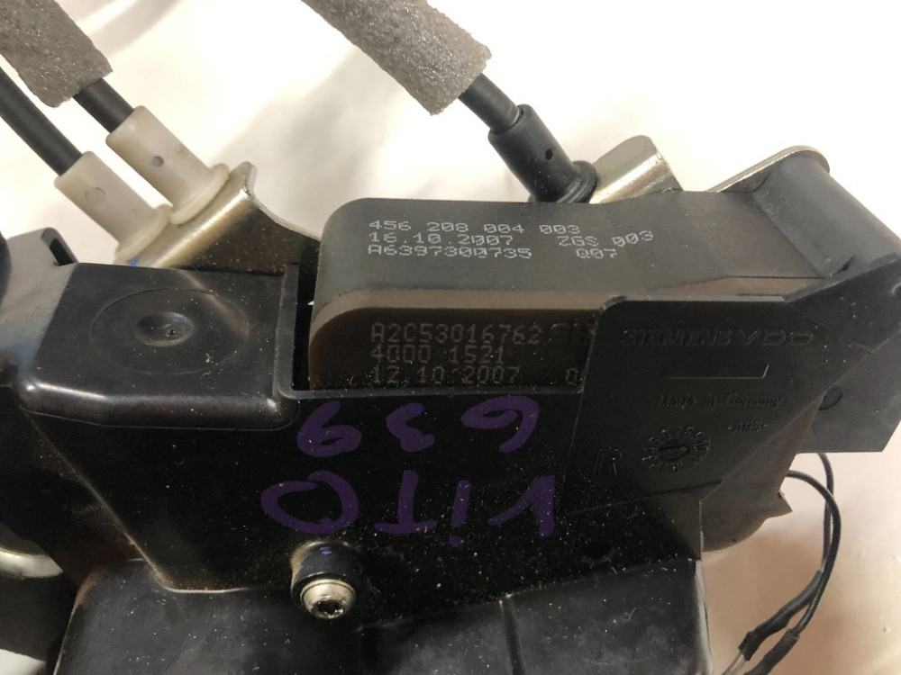 Замок боковой двери правый Mercedes Vito w639 2.2 cdi 2003-2014 (A6397300735) Ковель - зображення 1