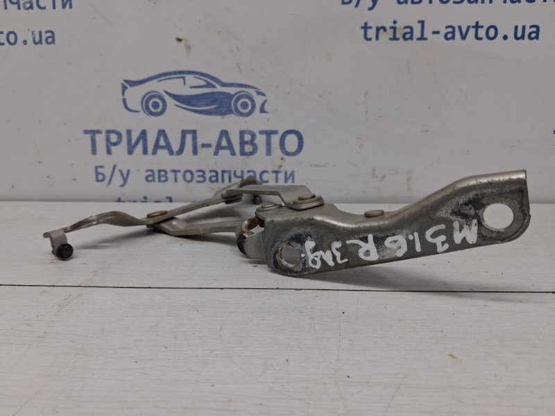 Петля крышки багажника правая Mazda 3 BK 1.6 БЕНЗИН Z6 2003 (б/у) Київ - зображення 3