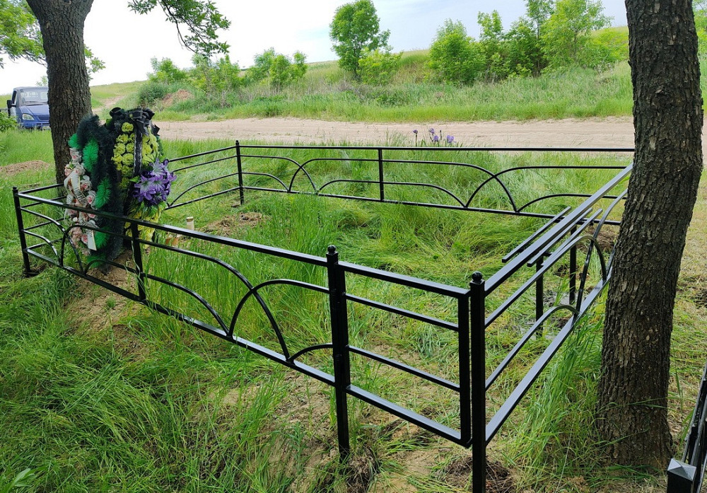 Оградка на могилу. Дніпро - зображення 6