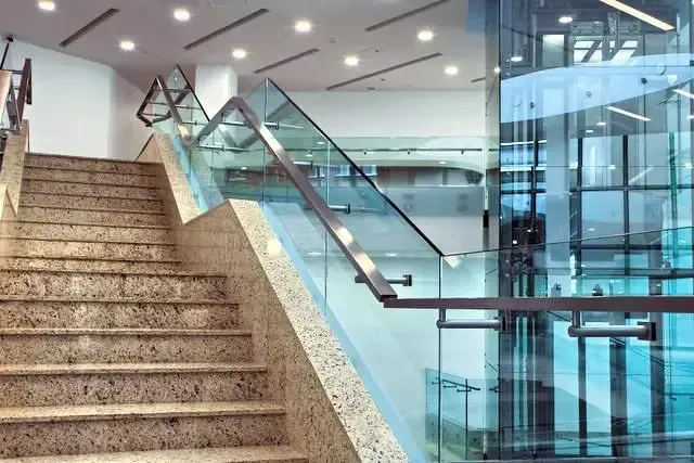 Перила из стекла ограждения из алюминия Одесса - изображение 12