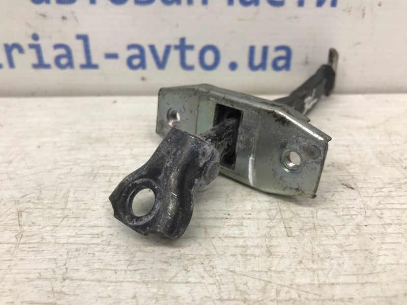 Ограничитель двери задний левый Toyota RAV 4 A30 2.2 DIESEL 2ADFTV 2005 (б/у) Київ - зображення 2