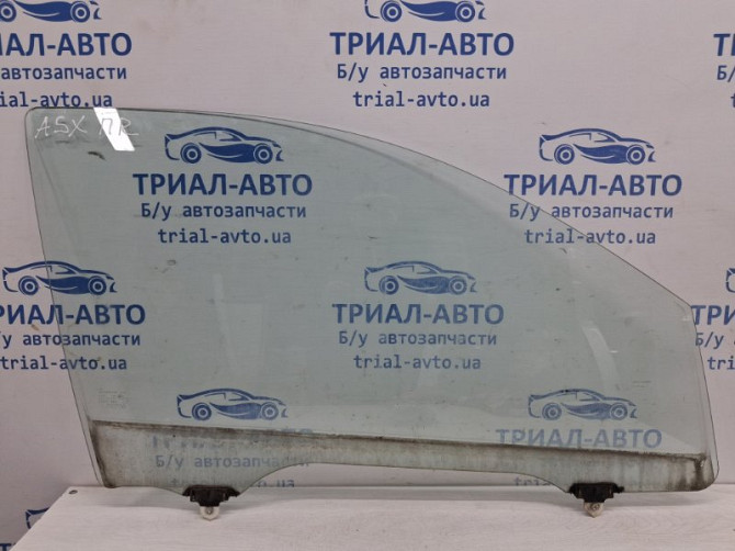 Стекло двери переднее правое Mitsubishi ASX GA 1.8 DIESEL 4N13 2010 (б/у) Київ - зображення 1