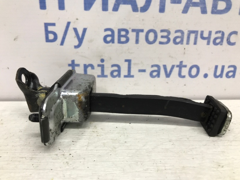 Ограничитель двери передний правый Kia Ceed ED 1.6 DIESEL D4FB 2006 (б/у) Київ - зображення 1