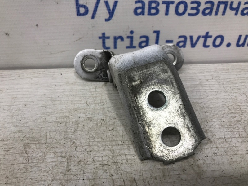 Петля двери передней правой верхняя Toyota Avensis 2009-2018 6871002060 (Арт. 31366) Київ - зображення 2