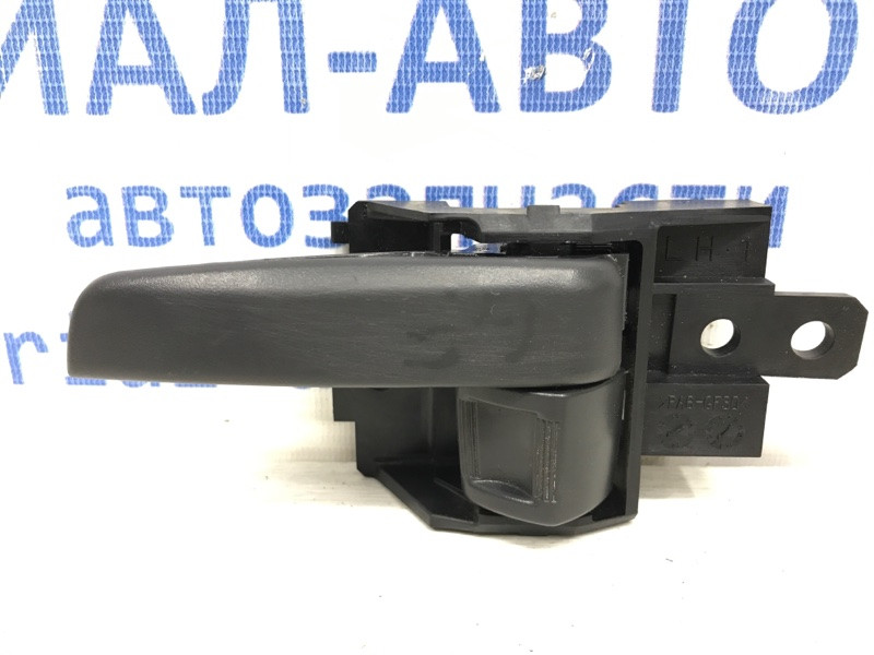 Ручка двери внутренняя левая Mitsubishi Outlander GF 2.2 DIESEL 4N14 2012 (б/у) Киев - изображение 1