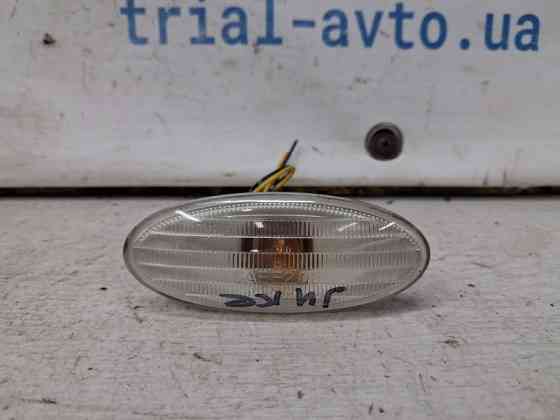 Повторитель поворотника Nissan Juke 2010-2019 261608990A (Арт. 69745) Київ