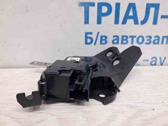 Замок крышки багажника Mazda 3 BM 2.2 DIESEL 2013 (б/у) Київ