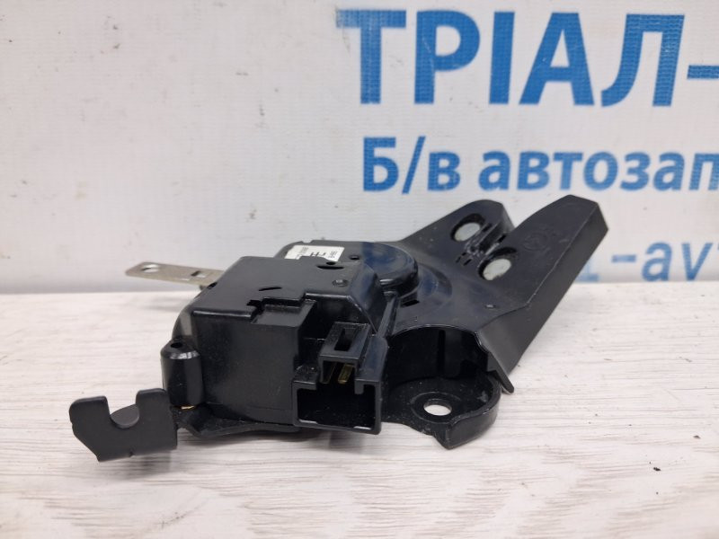 Замок крышки багажника Mazda 3 BM 2.2 DIESEL 2013 (б/у) Киев - изображение 2