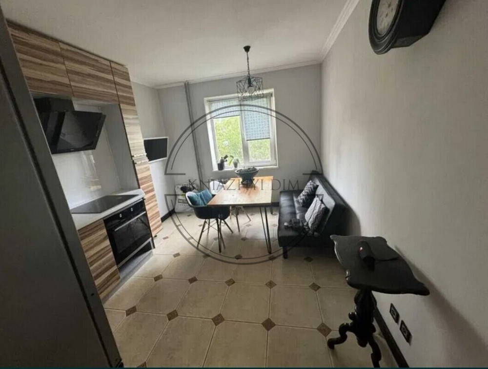 Продаж 1-кімнатної квартири з ремонтом на Драгоманова, метро Позняки. № 21145613 Киев - изображение 4