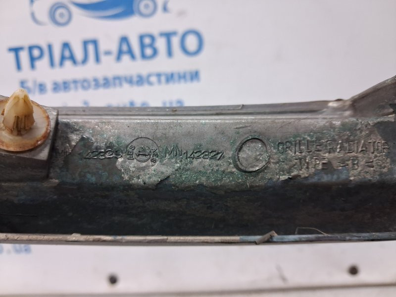 Решетка радиатора Mitsubishi L200 KB 2.5 DIESEL 4D56 2006 лев. (б/у) Киев - изображение 6