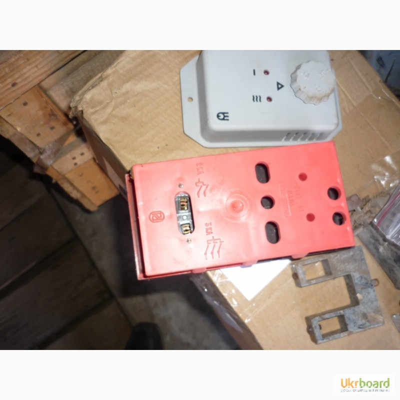 Выключатели БРВ-2 с розеткой (блоки), 250в. 6а. бытовые, -15шт Харьков - изображение 2