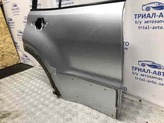 Дверь задняя правая Mitsubishi Pajero Wagon 3 3.2 ДИЗЕЛЬ 4M41 1999 (б/у) Киев