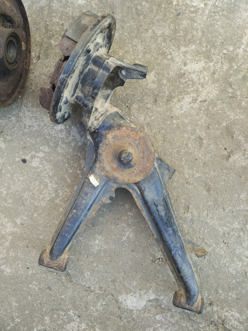 Важіль задній 33321137577 лівий правий 33321137578 БМВ е30 BMW Вінниця - зображення 2