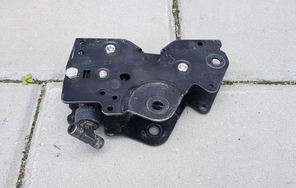 1878677 Замок кабины левый DAF XF 106 Euro 6 Львів - зображення 1