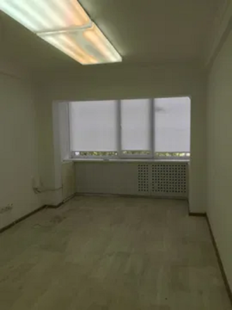 Дарниця метро,вул Тампере 11А, офіс 18м Киев