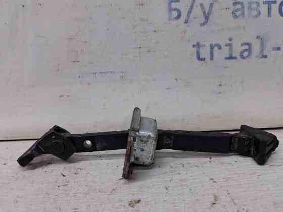 Ограничитель двери передний левый Mazda 3 BK 1.6 БЕНЗИН Z6 2003 (б/у) Киев