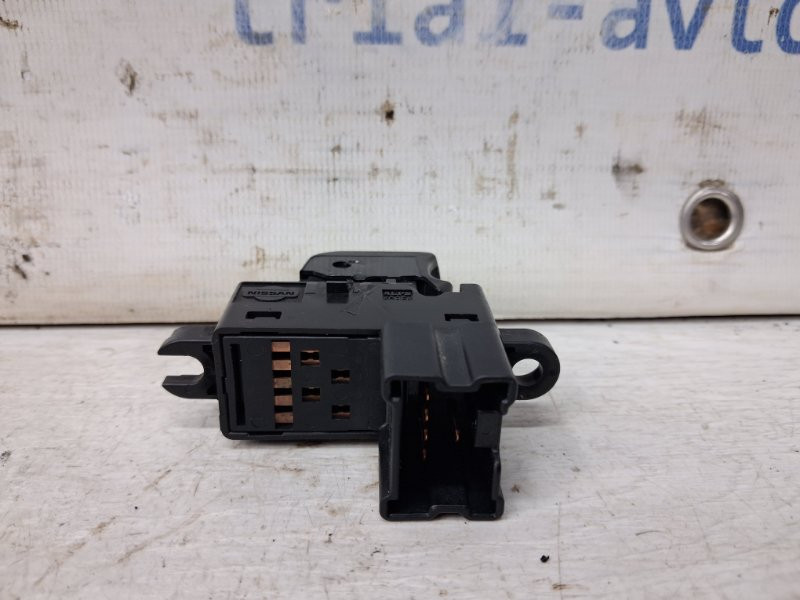 Кнопка стеклоподъемника Nissan Pathfinder R51 2.5 DIESEL YD25DDTI 2004 (б/у) Київ - зображення 2