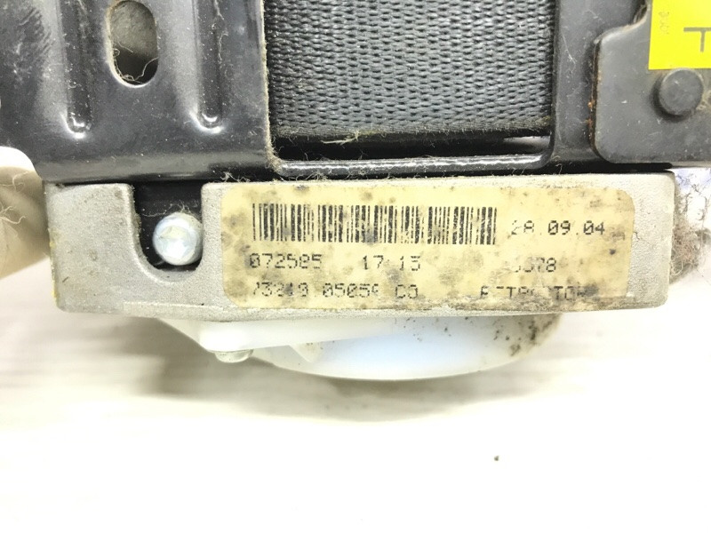 Ремень безопасности передний правый Toyota Avensis T25 1.8 БЕНЗИН 1ZZFE 2002 (б/у) Киев - изображение 4