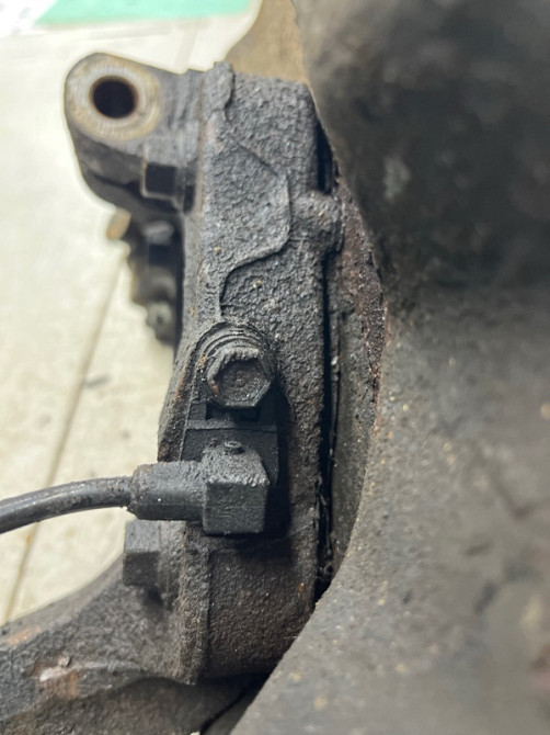 Кулак поворотный левый со ступицей Hyundai Santa fe CM 2.2 DIESEL D4HB 2005 (б/у) Киев - изображение 4