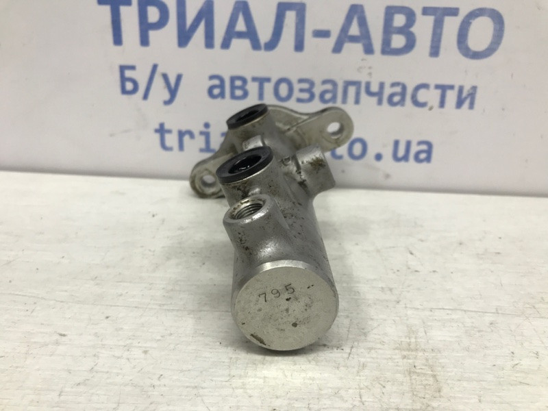 Тормозной цилиндр главный Mitsubishi Lancer 9 1.6 БЕНЗИН 4G18 2003 (б/у) Київ - зображення 4