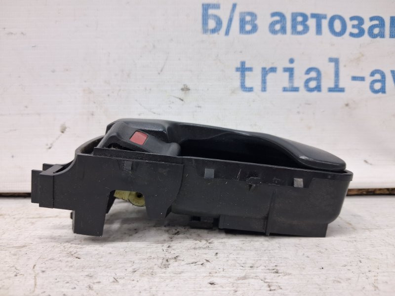 Ручка двери внутренняя правая Mitsubishi Pajero Wagon 3 3.2 ДИЗЕЛЬ 4M41 1999 (б/у) Киев - изображение 2