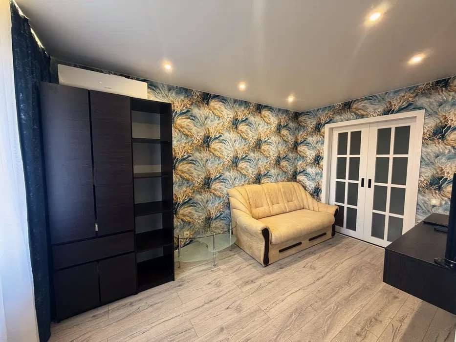 Продается 3_х ком квартира на БЕРЕЗНЯКАХ, ул. Юрия Шумского, 10 Київ - зображення 1