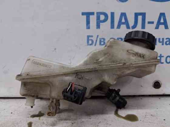 Бачок главного тормозного цилиндра Toyota Avensis 2002-2010 4722005050 (Арт. 71299) Київ