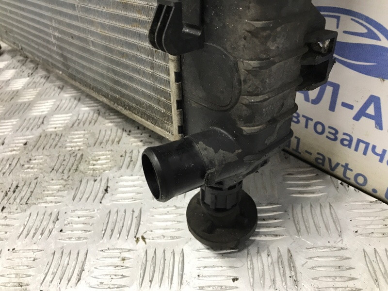 Радиатор основной Chevrolet Captiva C140 2.2 ДИЗЕЛЬ 2006 (б/у) Киев - изображение 4