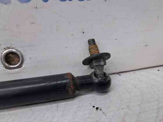 Амортизатор капота Toyota Prado J120 4.0 1GR-FE 2002 (б/у) Київ