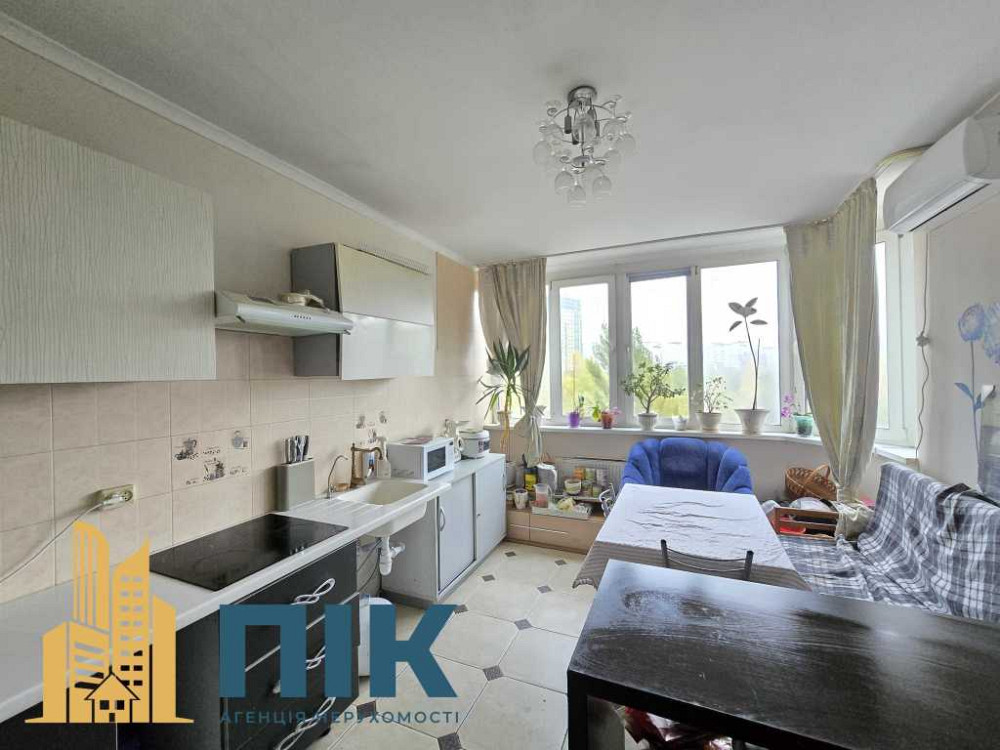 продажа 3-к квартира Киев, Голосеевский, 129000 $ Київ - зображення 1