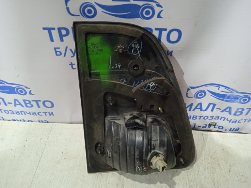 Фонарь задний внешний правый Toyota Land Cruiser J100 1998 (б/у) Київ - зображення 2