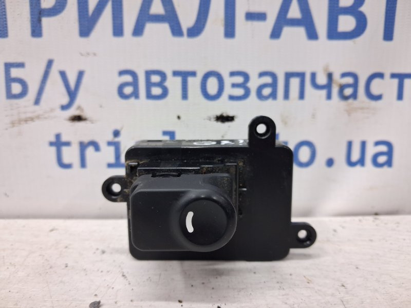 Кнопка стеклоподъемника Hyundai I30 FD 1.6 DIESEL D4FB 2007 (б/у) Київ - зображення 1